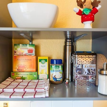 Zentrale Altbauwohnung Im Helmholtzkiez Berlin Exteriör bild