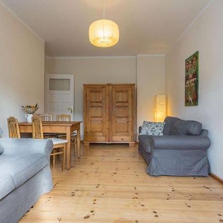 Zentrale Altbauwohnung Im Helmholtzkiez Berlin Exteriör bild