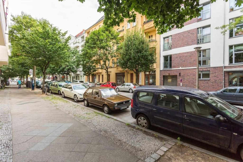 Zentrale Altbauwohnung Im Helmholtzkiez Berlin Exteriör bild